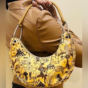 Shoulder handbag